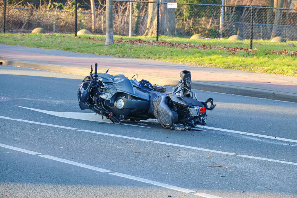 Motorrijder gewond bij eenzijdig ongeval