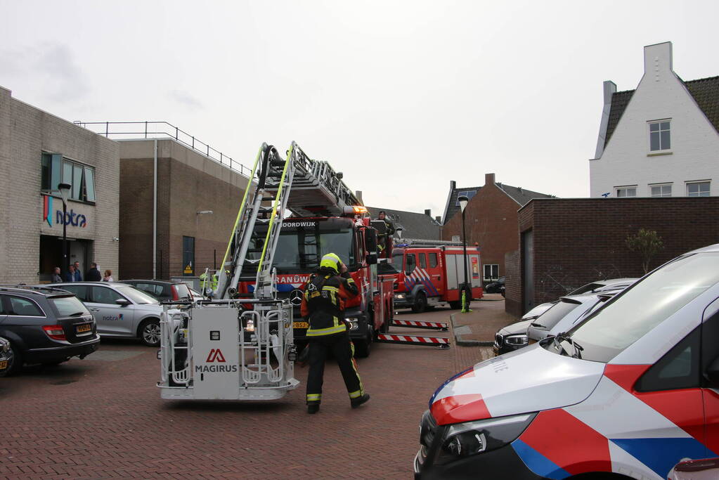 Kantoorpand geventileerd na brand