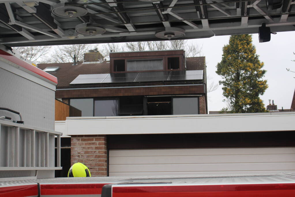 Veel rookontwikkeling bij hevige woningbrand