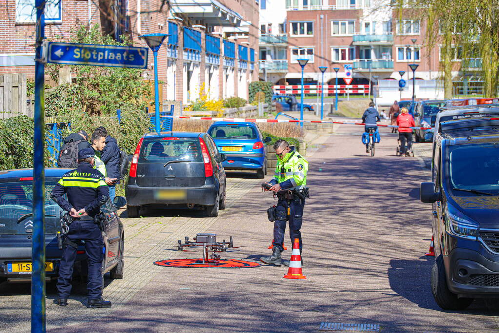 2-jarige jongen overleden na val in water