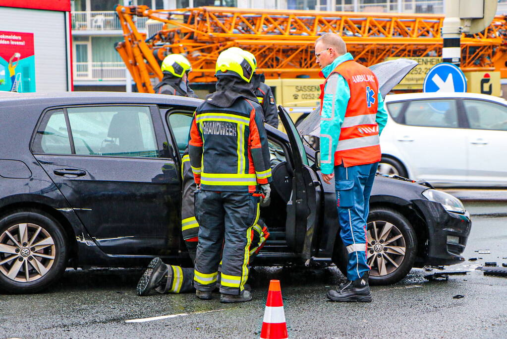 Veel schade bij ongeval op kruising