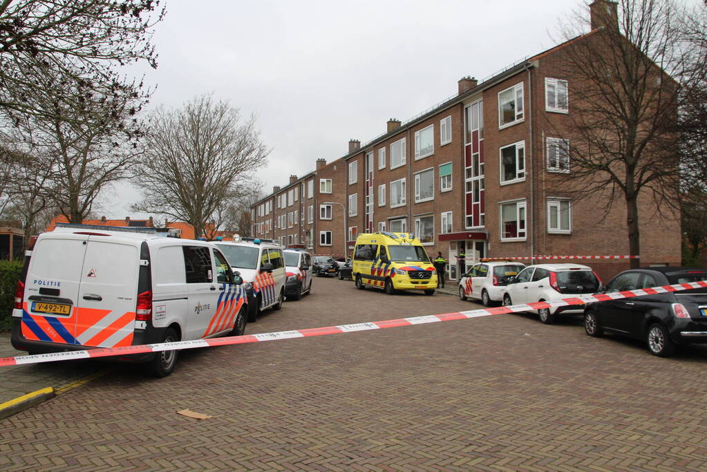 Overleden persoon in woning aangetroffen