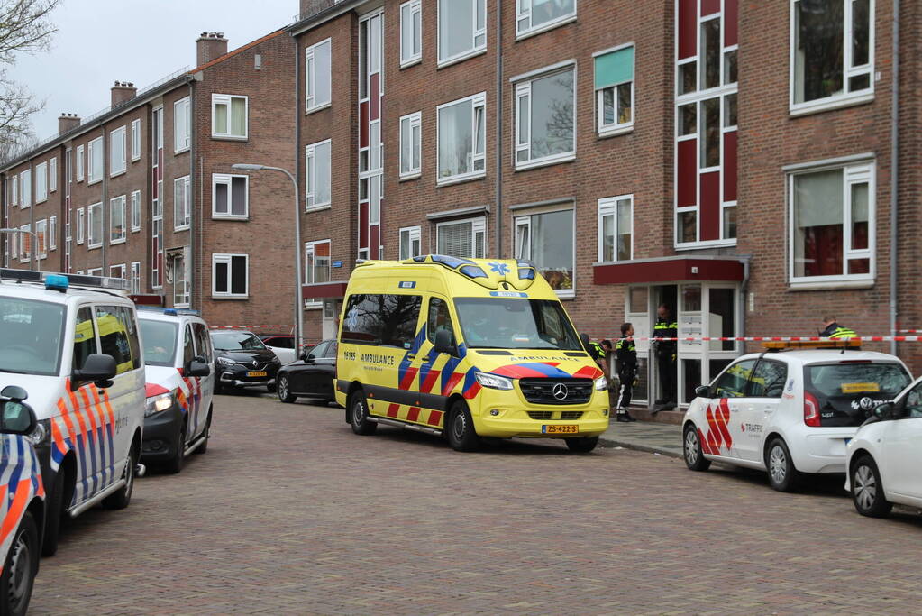 Overleden persoon in woning aangetroffen