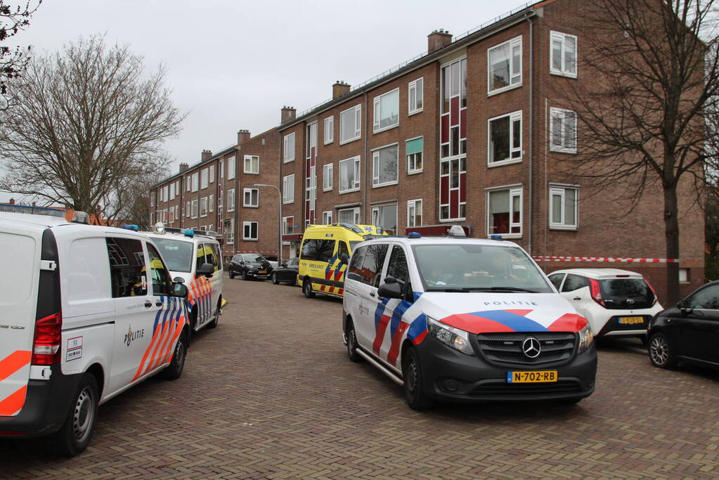 Overleden persoon in woning aangetroffen