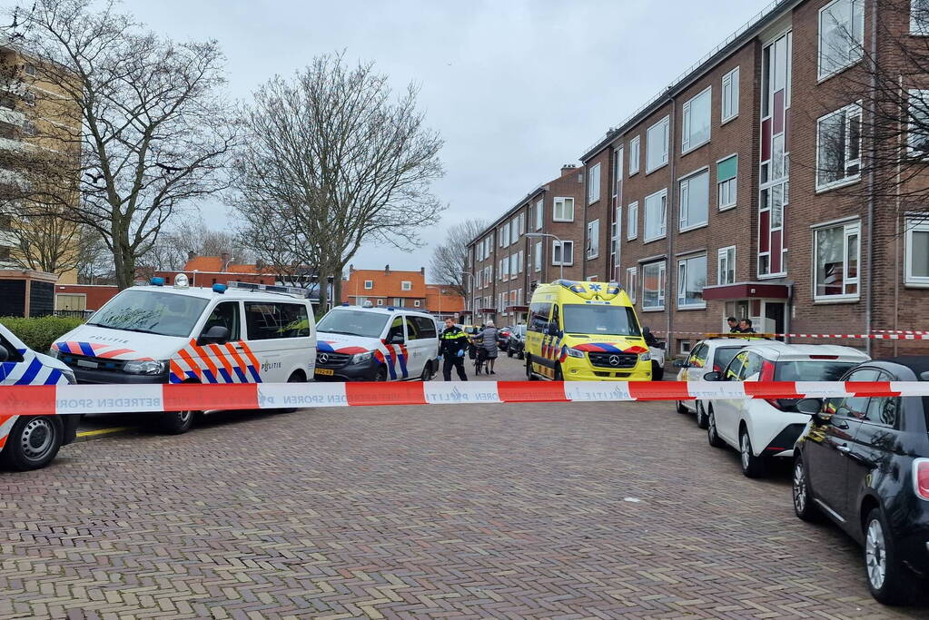 Overleden persoon in woning aangetroffen