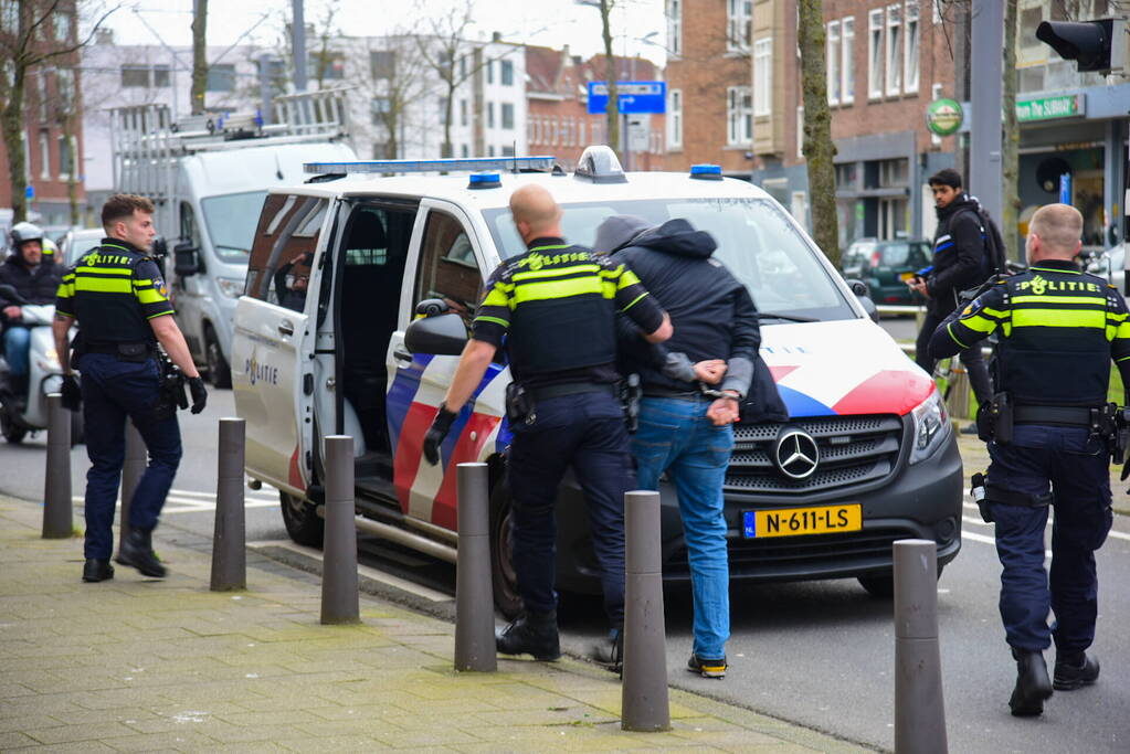 Man wordt op straat neergeschoten in Charlois