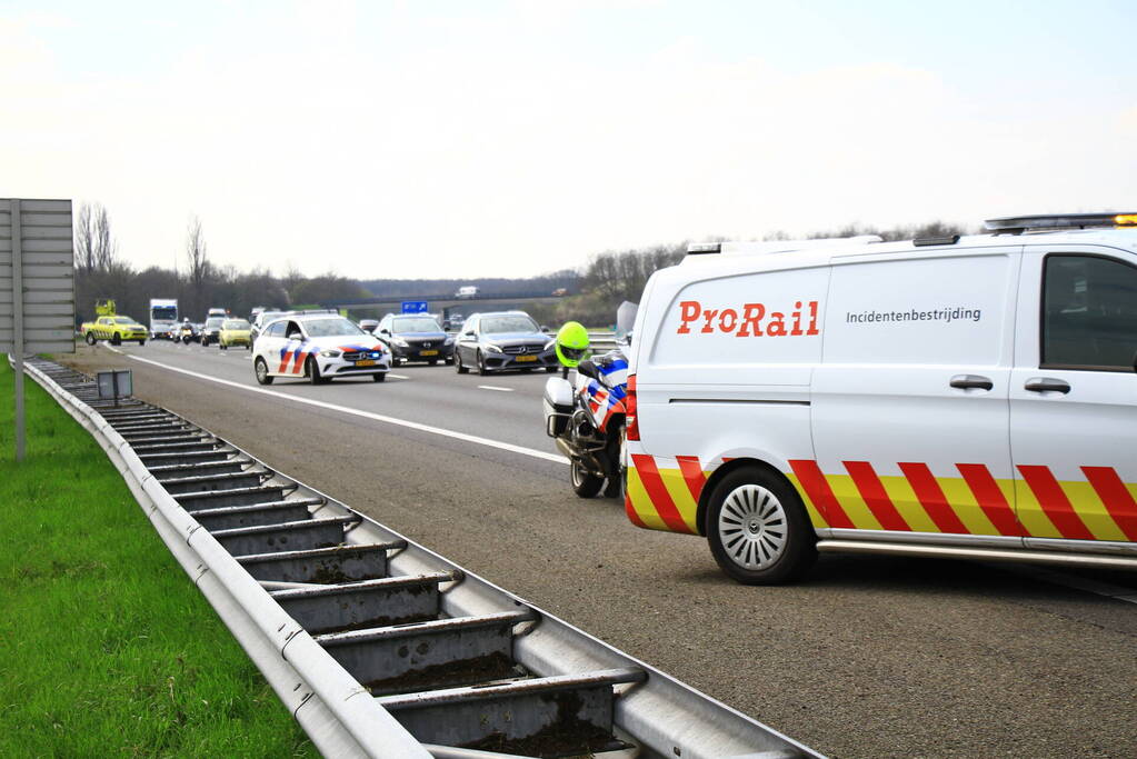 Audi RSQ8 zwaar beschadigd bij eenzijdig ongeval