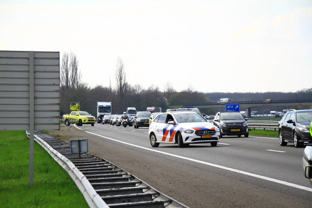 Audi RSQ8 zwaar beschadigd bij eenzijdig ongeval