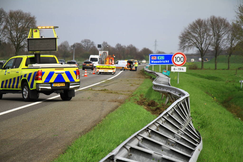 Audi RSQ8 zwaar beschadigd bij eenzijdig ongeval