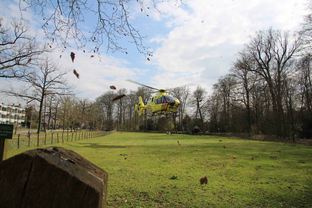 Trauma-arts per helikopter ingevlogen