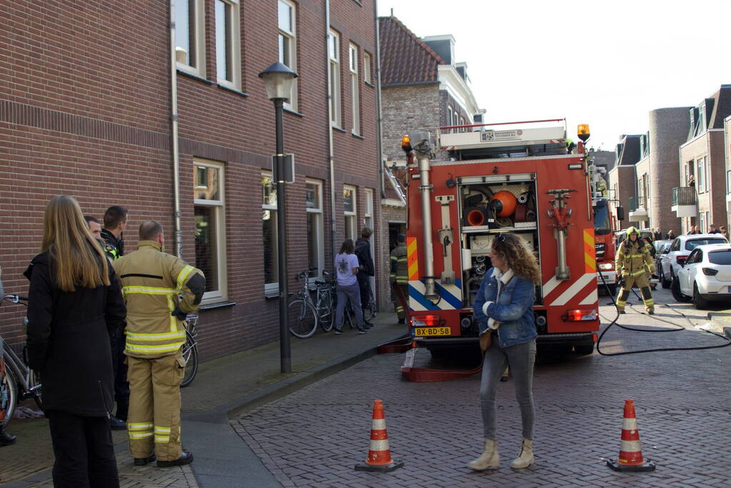 Brandweer ingezet voor dakbrand in binnenstad