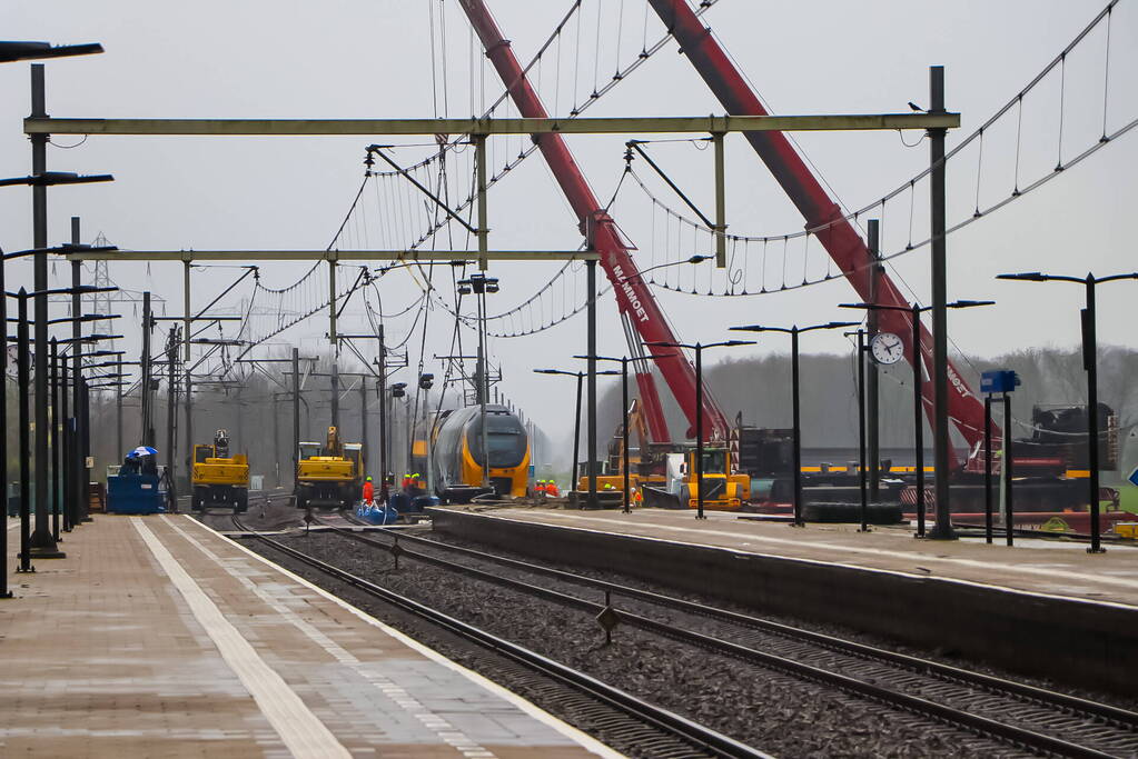 Berging trein uitgesteld vanwege slecht weer