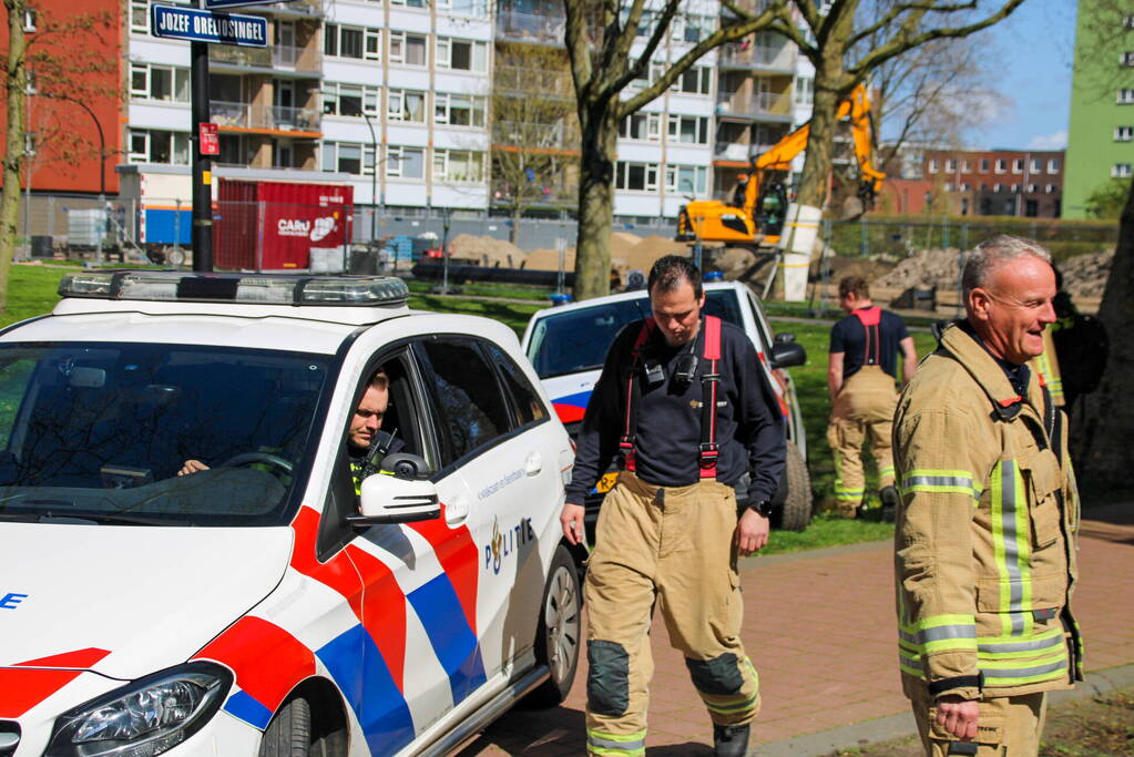 Graafmachine schiet politie te hulp