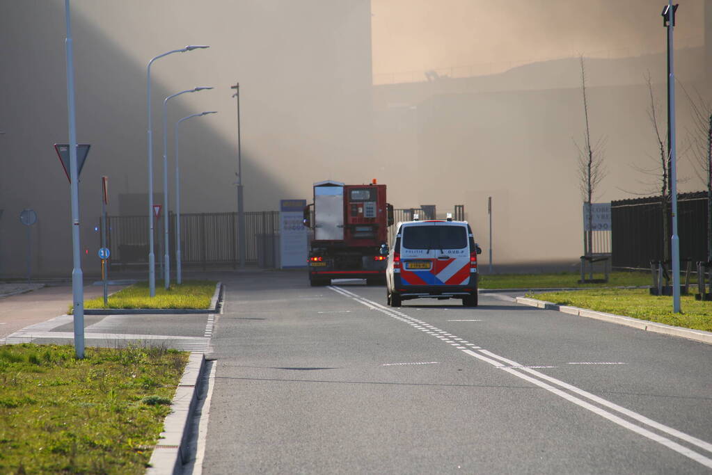 Zeer grote brand in cacao opslag