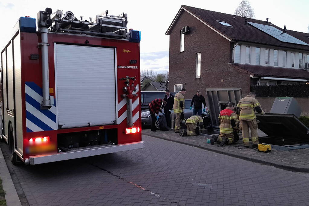 Onderzoek in ondergrondse afvalcontainers