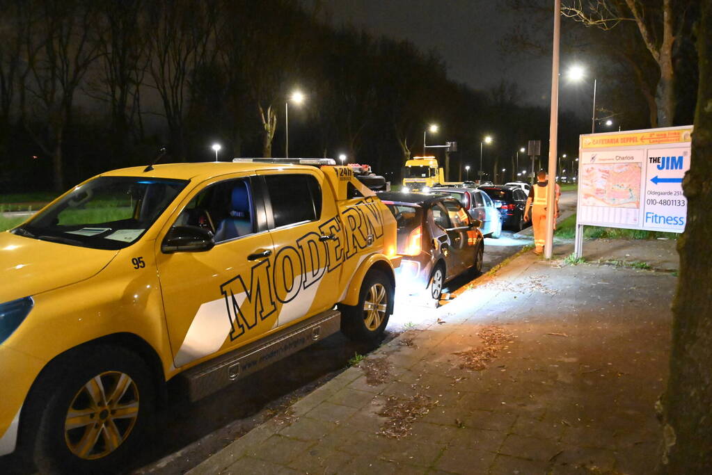 130 fout geparkeerde auto's op route Marathon weggesleept