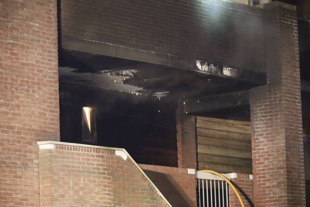 Brand in woning na explosie