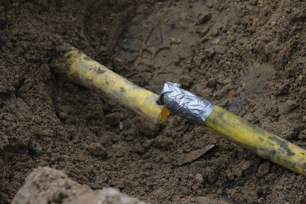 Gasleiding geraakt tijdens graafwerkzaamheden