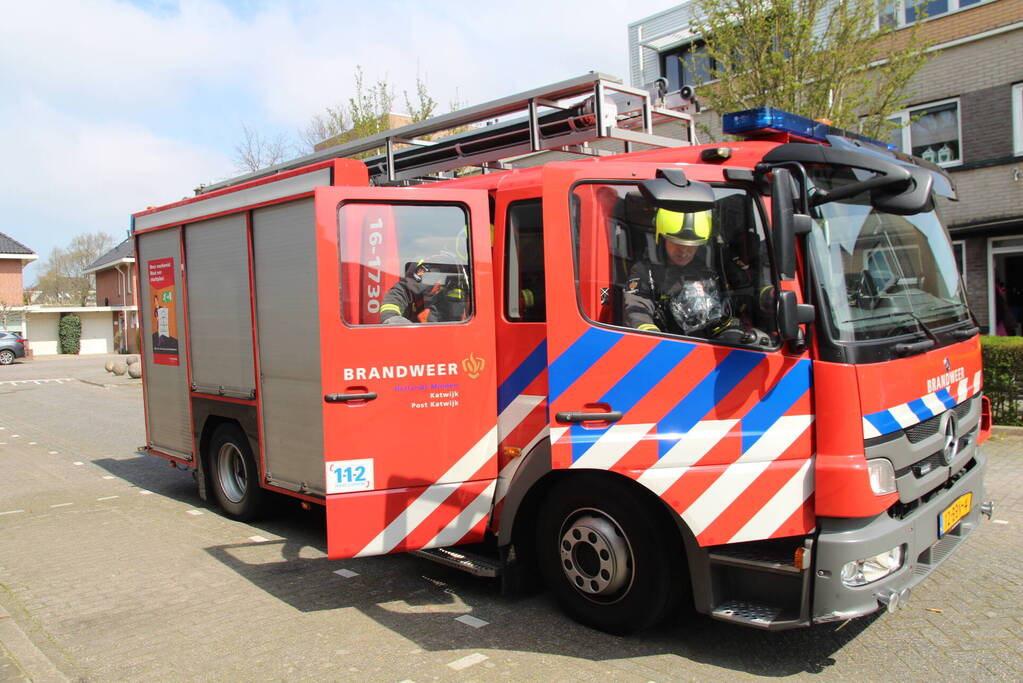 Verbrande hamburgers zetten woning vol rook