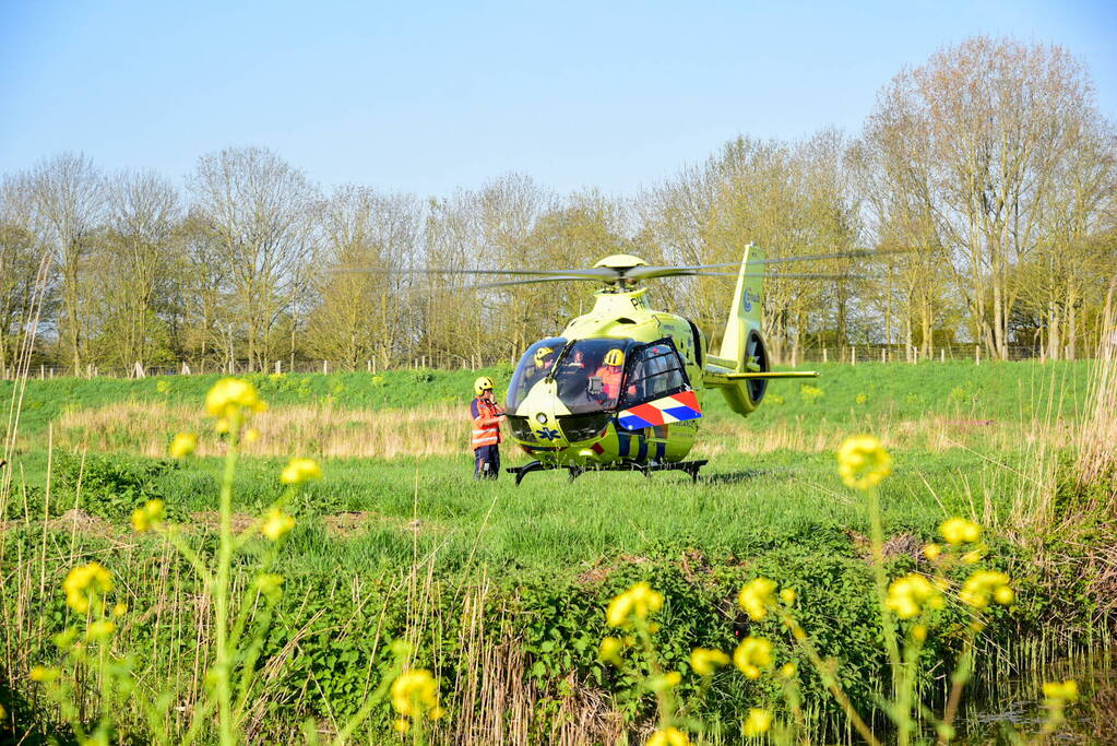 Traumaheli landt midden in woonwijk