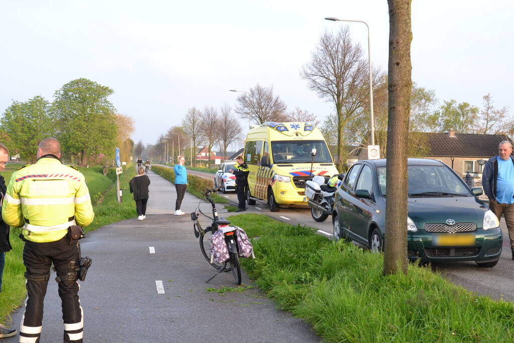 E-biker gewond bij aanrijding met auto