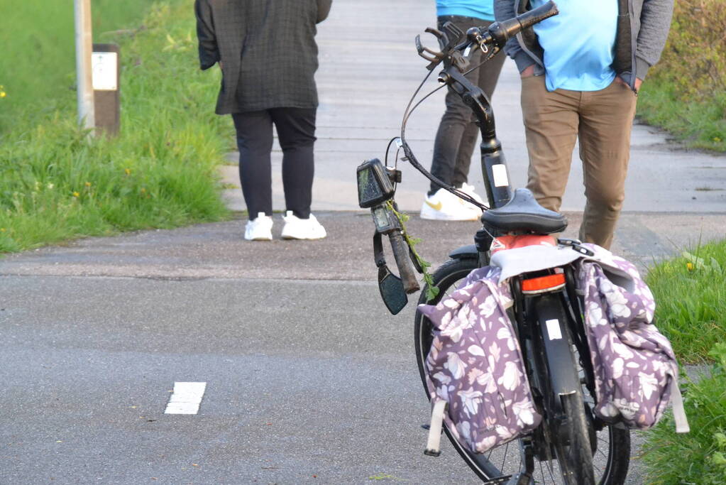 E-biker gewond bij aanrijding met auto