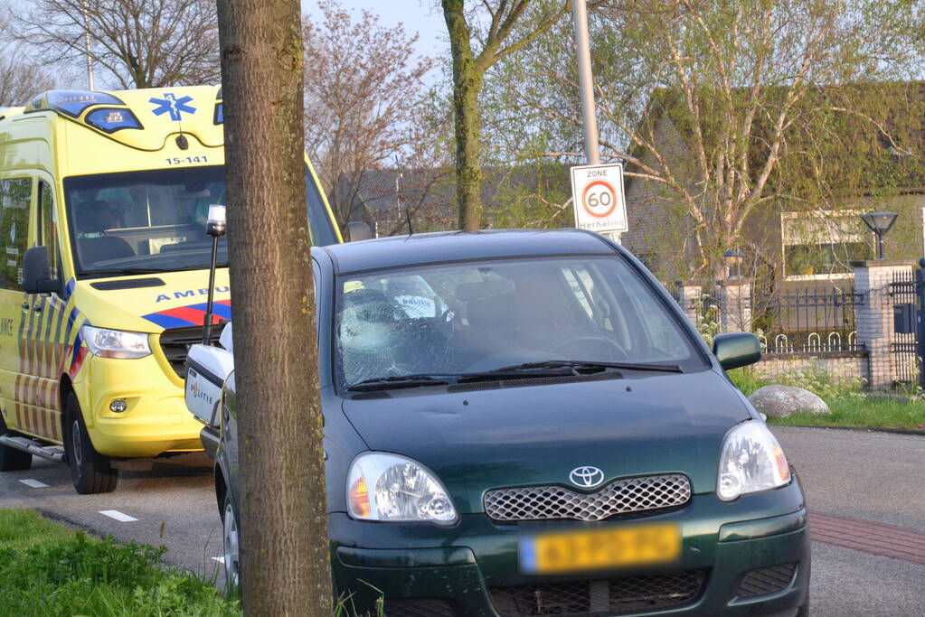 E-biker gewond bij aanrijding met auto