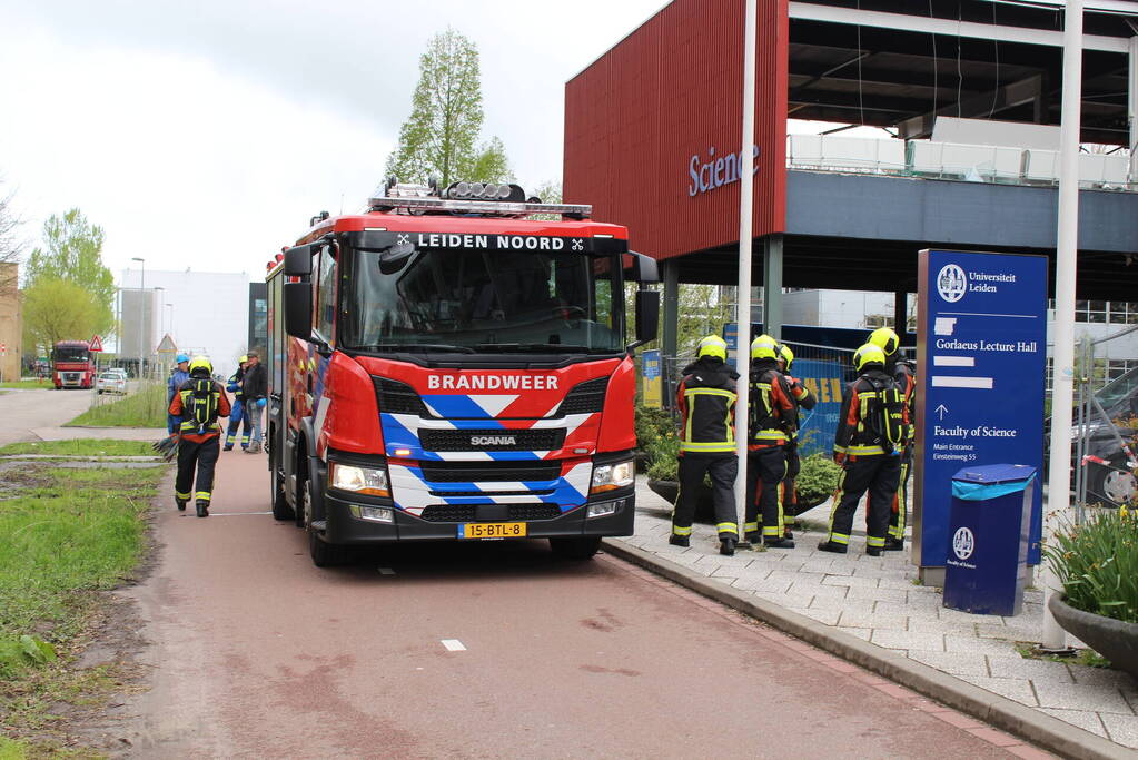 Brand in pand universiteit snel gedoofd