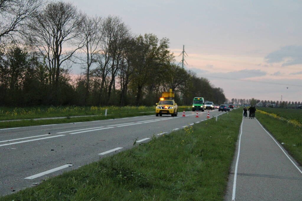 Auto uitgebrand na harde botsing