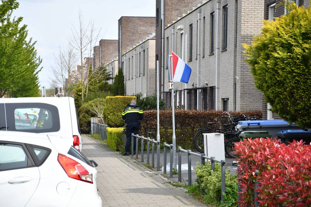 Gewapende overval op woning, politie zoekt daders