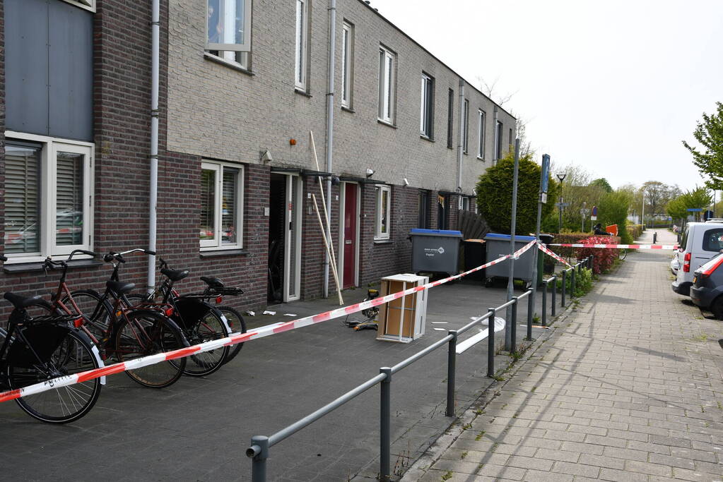 Gewapende overval op woning, politie zoekt daders