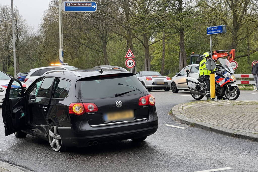 Flinke schade bij botsing op kruising