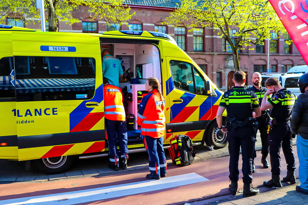 Persoon valt van trap en raakt gewond