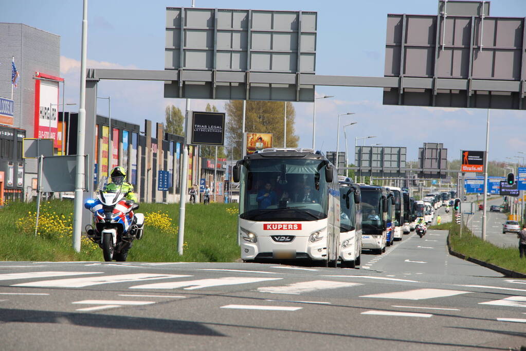 Grote politie-inzet voor KNVB-bekerfinale PSV-Ajax in de Kuip