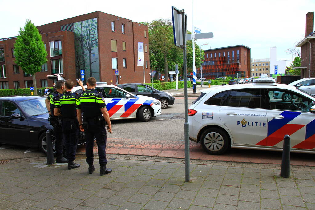 Schade na botsing op kruising