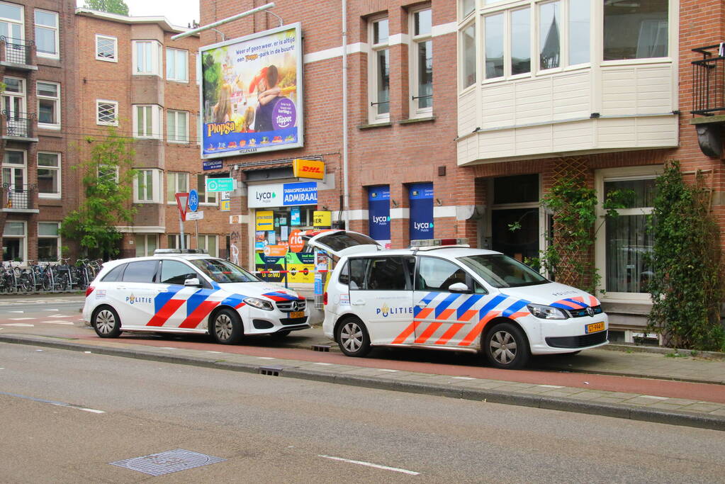 Twee verdachten slaan op de vlucht na overval tabakspeciaalzaak Admiraal