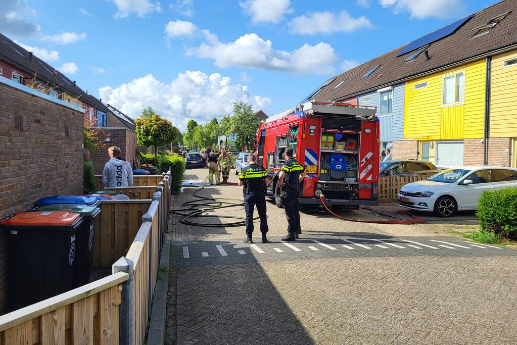 Brandweer ingezet voor woningbrand