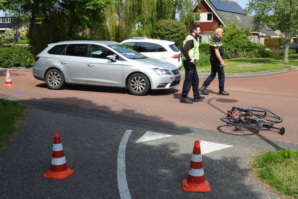 Wielrenner gewond bij aanrijding met auto