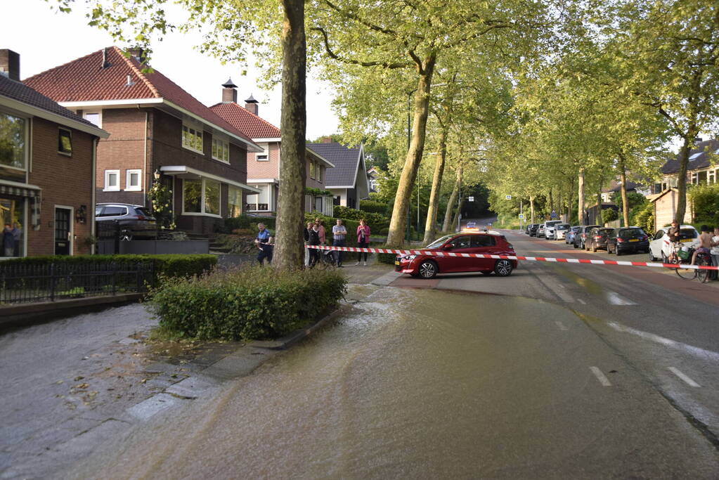 Opnieuw waterlekkage in woonwijk