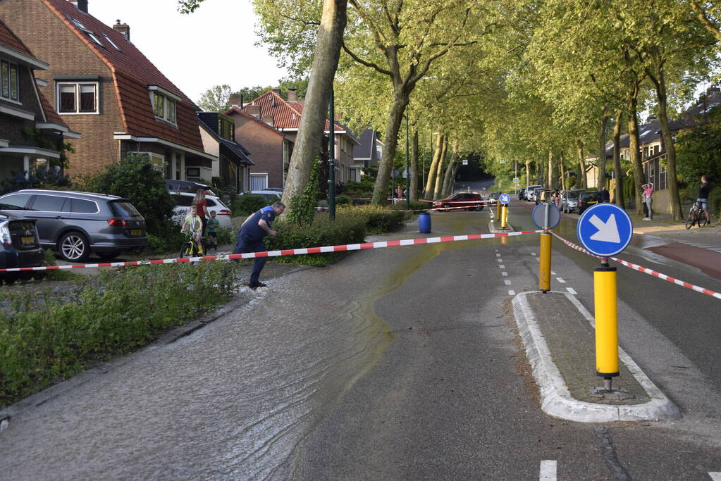 Opnieuw waterlekkage in woonwijk