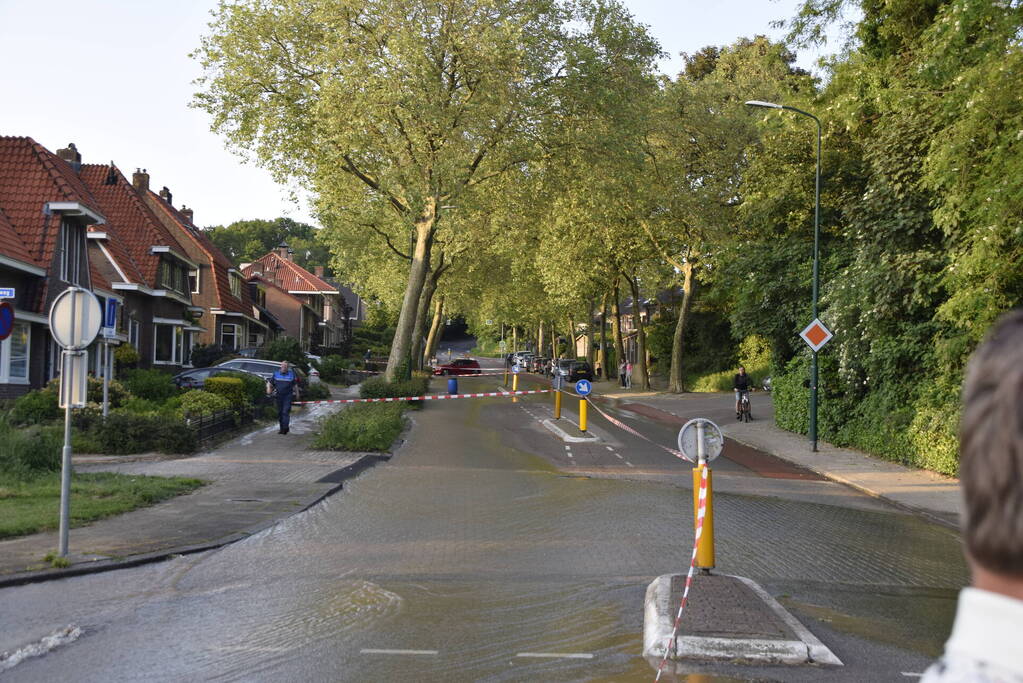 Opnieuw waterlekkage in woonwijk