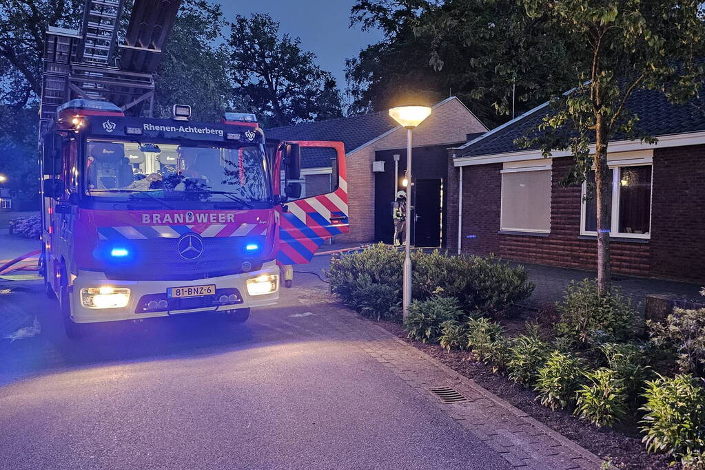 Rook van barbecue zorgt voor melding gebouwbrand