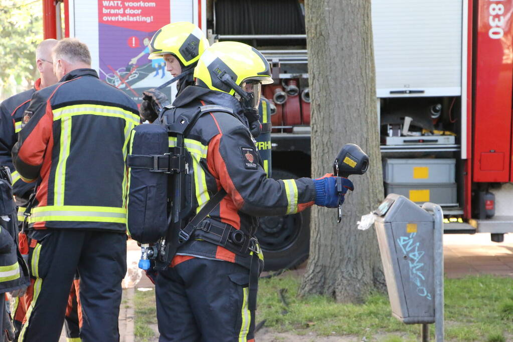 Brandend afval snel geblust