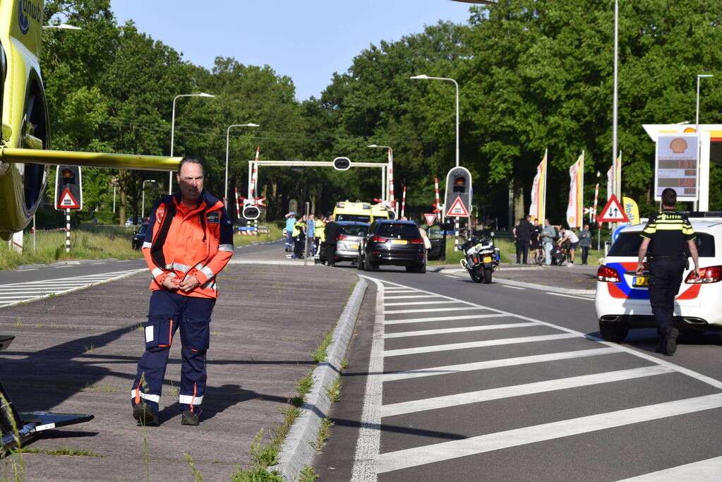 Fietser ernstig gewond na ongeval op oversteekplaats