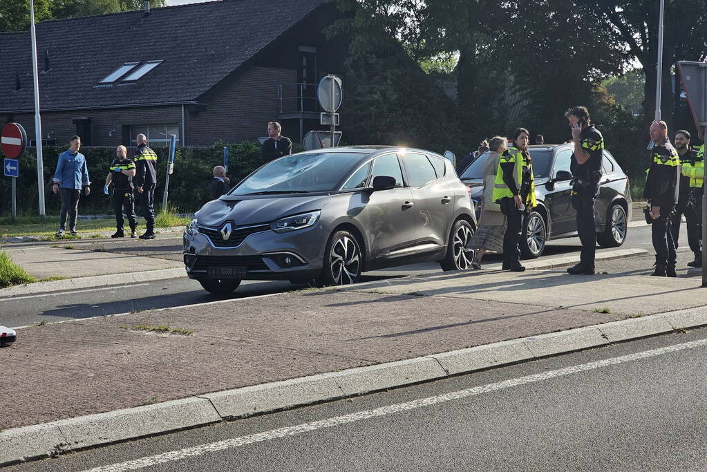 Fietser ernstig gewond na ongeval op oversteekplaats