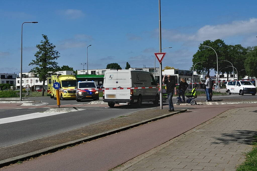 Overstekende fietser loopt letsel op