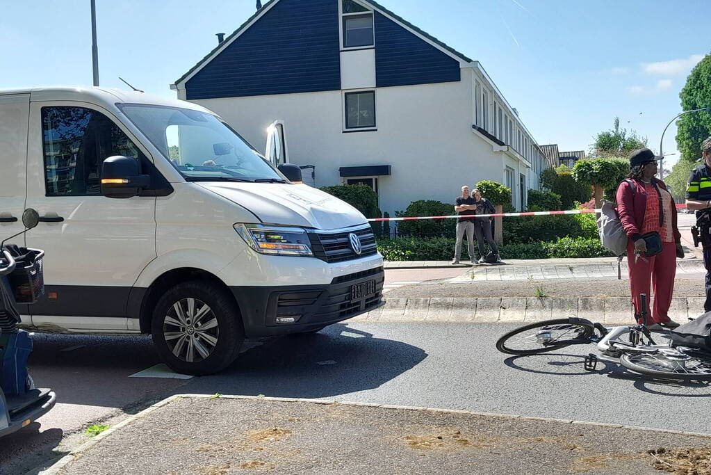 Overstekende fietser loopt letsel op