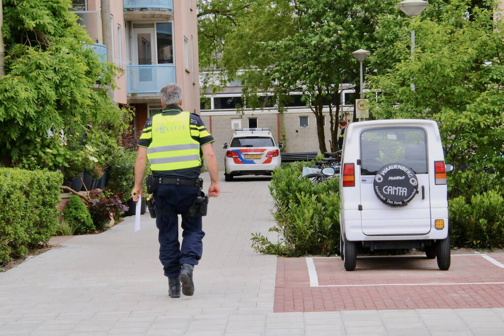 Gewonde en aanhouding na steekincident in woning