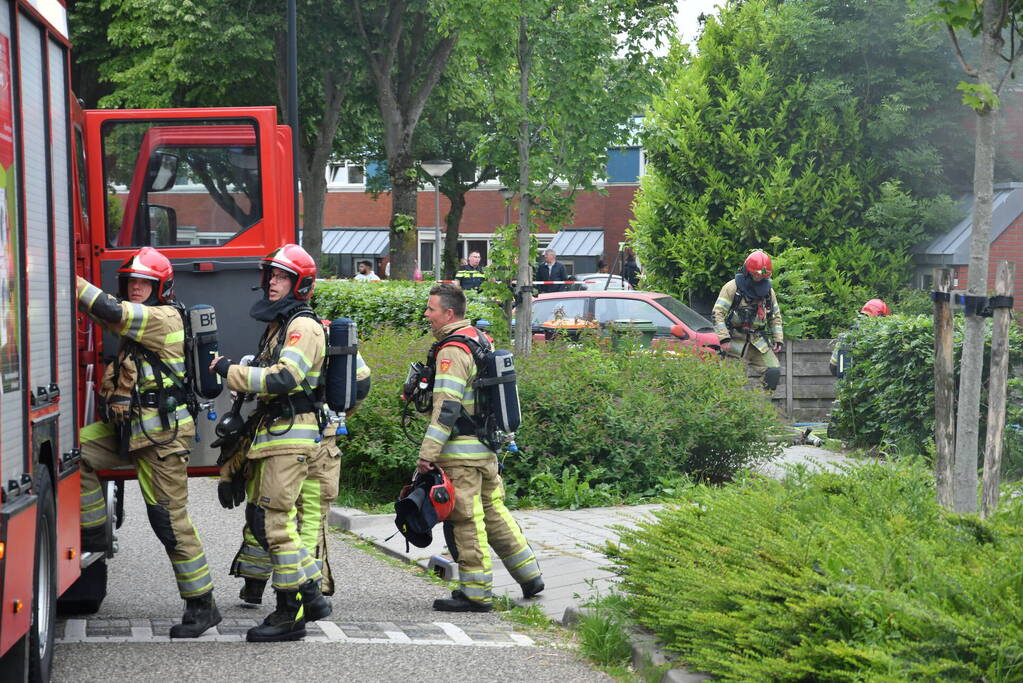 Hevige rookontwikkeling bij uitslaande brand