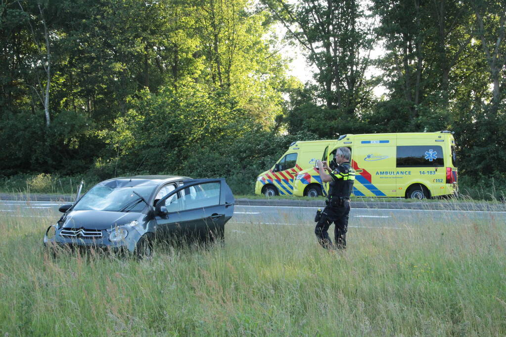 Flink ongeval tussen automobilist en scooterrijder